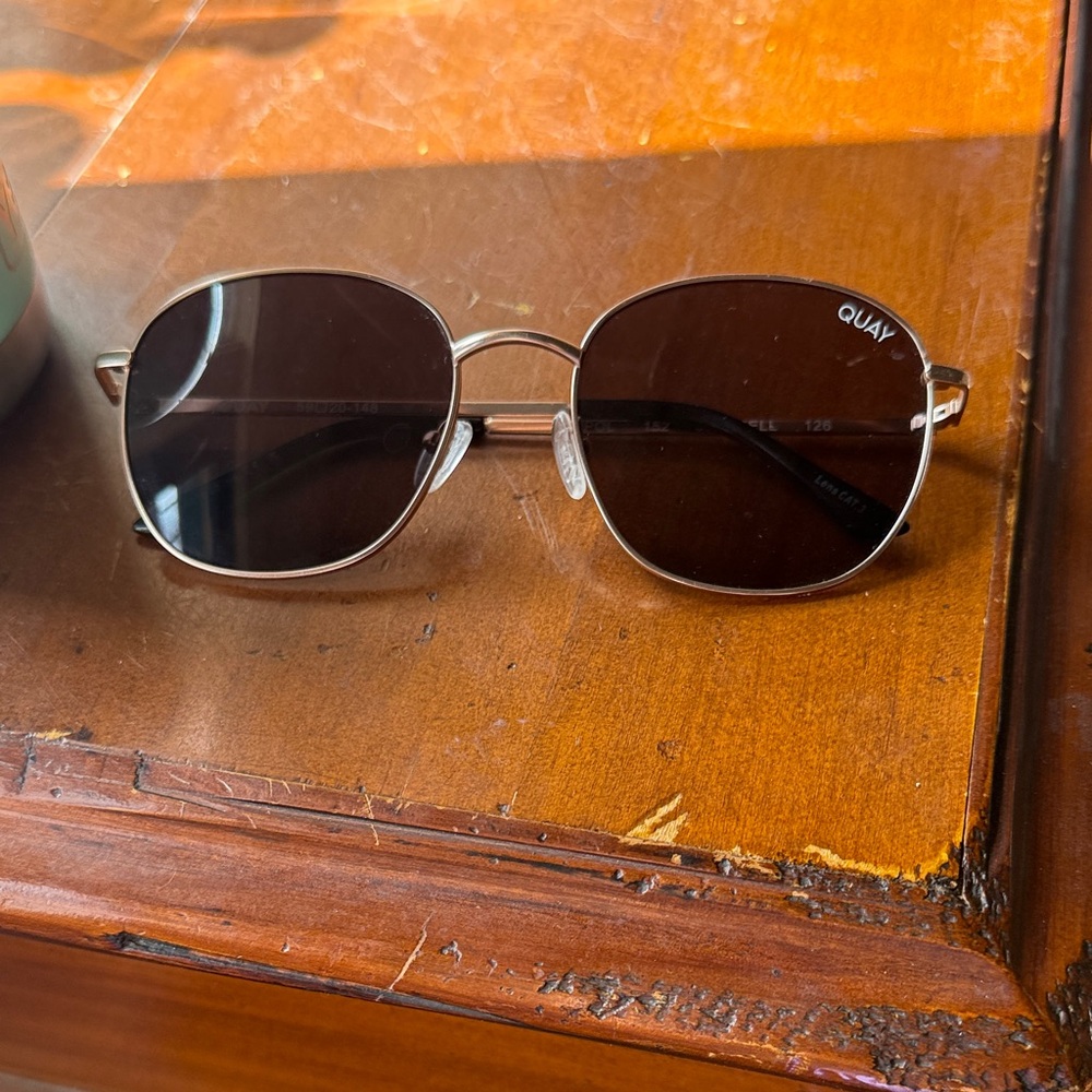 Quay Australia Round Silver Frame Sunglasses with Dark Lenses